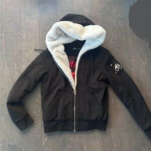 Moose Knuckles Black Jacket with Cream Fur Lining Women’s Medium